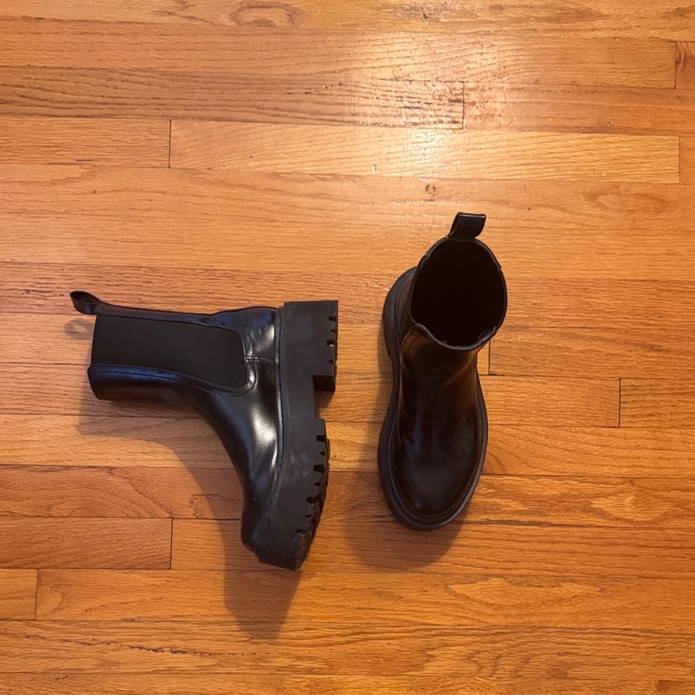 H&M Black Chunky Chelsea Boots